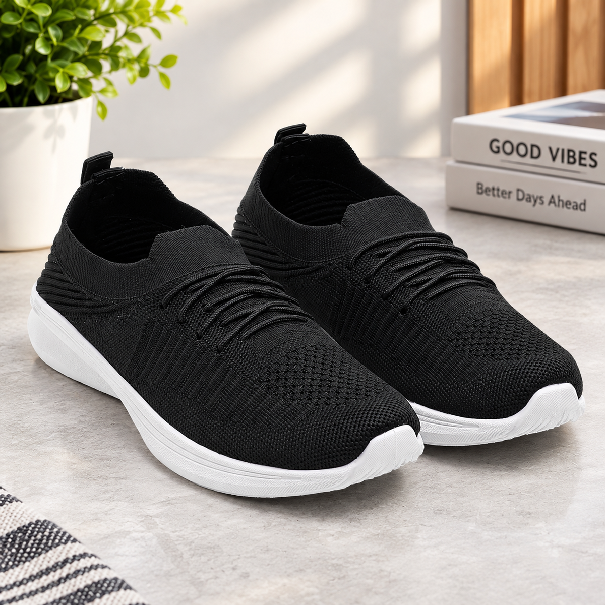 Women’s Black Lightweight Mesh Sneakers – Stylish & Comfortable Everyday Shoes